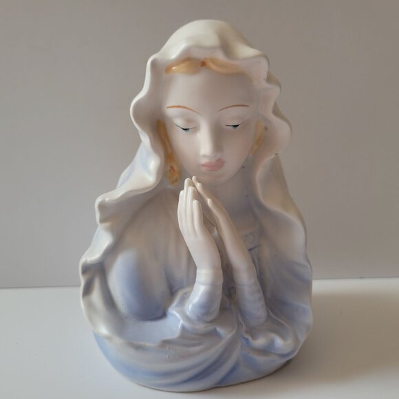 Napco Ceramic Virgin Mary Head Vase Planter 7 Inch Blue & White Religious Decor - Picture 1 of 9